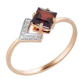 Золотое кольцо с гранатом