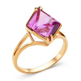 Золотое кольцо с корундом