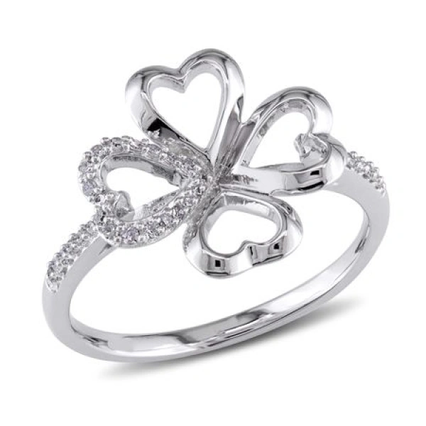 Серебряное кольцо с фианитом