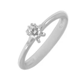 Серебряное кольцо с фианитом