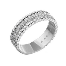 Серебряное кольцо с фианитом