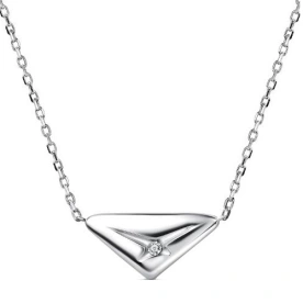Серебряное колье с бриллиантом