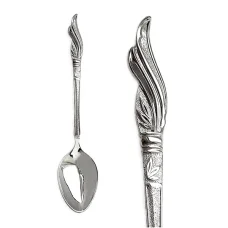 Столовые приборы из серебра 