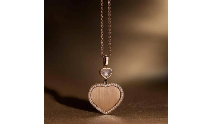 Chopard посвятили коллекцию украшений женщине Джеймса Бонда