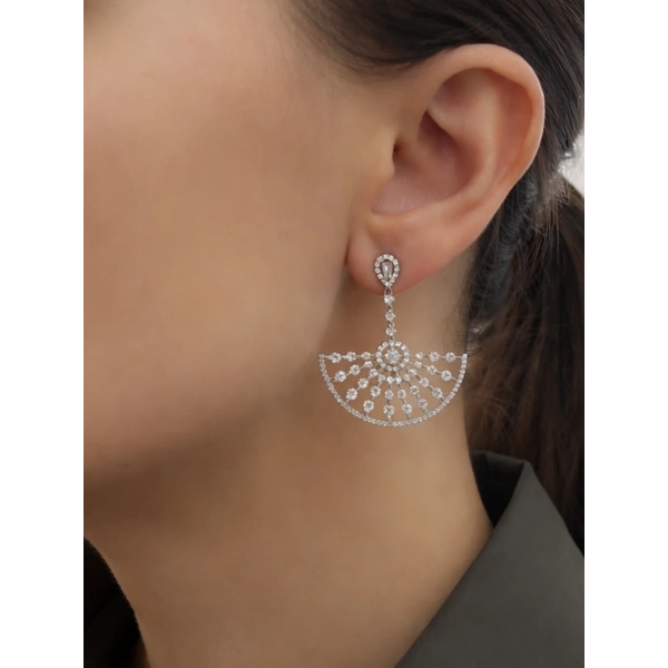 Серьги из золота с бриллантами