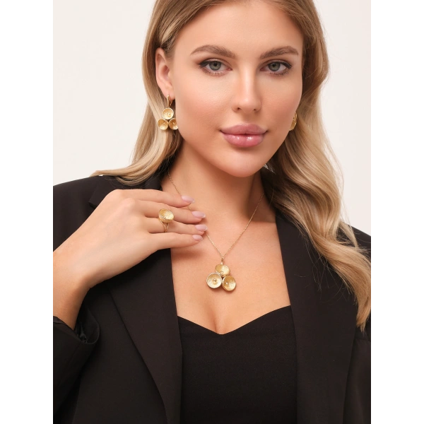 Кольцо из золота 585